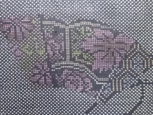 アンティーク　地紙に花模様織り出し本場泥大島紬着物(5マルキ)